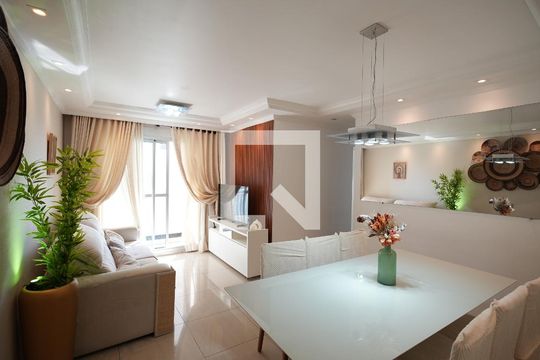 Apartamento à venda com 3 quartos, 67m² em Vila Homero Thon, Santo André