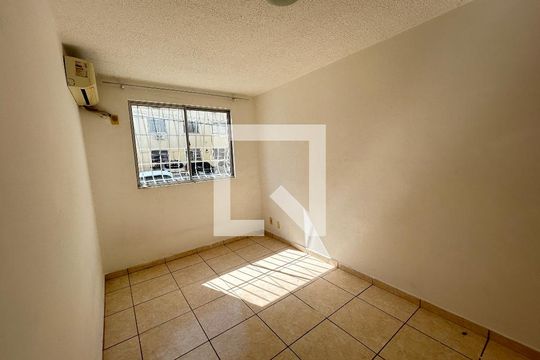 Quarto de apartamento para alugar com 1 quarto, 48m² em Anchieta, Nilópolis