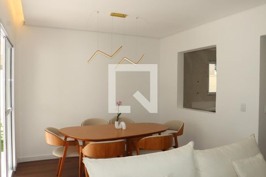 Casa de Condomínio para alugar com 3 quartos, 103m² em Caiapia, Cotia