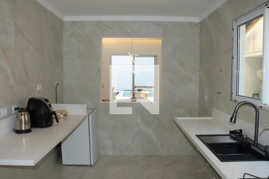 Casa de Condomínio para alugar com 3 quartos, 103m² em Caiapia, Cotia