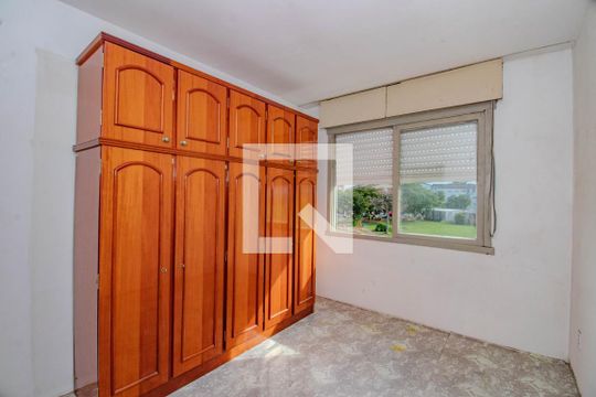 Quarto de apartamento para alugar com 1 quarto, 48m² em Rubem Berta, Porto Alegre