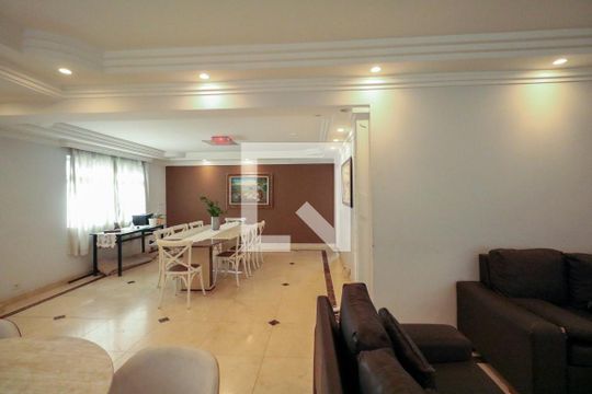 Sala de casa à venda com 4 quartos, 400m² em Centro, Diadema