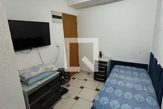 Quarto de casa para alugar com 4 quartos, 250m² em Chácara Seis de Outubro, São Paulo