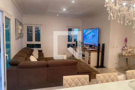 Sala de casa de condomínio à venda com 1 quarto, 350m² em Residencial Quatro (alphaville), Santana de Parnaíba