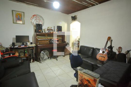 Casa à venda com 2 quartos, 153m² em Vila Sao Marcos, São Bernardo do Campo