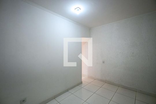 Casa para alugar com 2 quartos, 50m² em Parque das Cigarreiras, Taboão da Serra