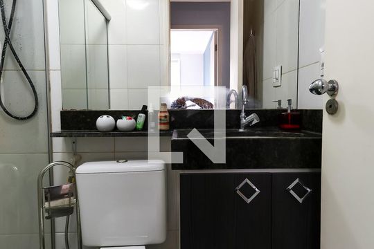Banheiro de apartamento à venda com 2 quartos, 128m² em Raposo Tavares, São Paulo