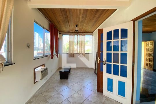 Casa para alugar com 1 quarto, 58m² em Cachambi, Rio de Janeiro