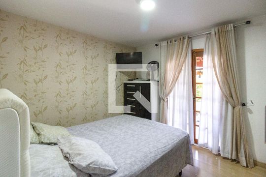 Quarto 1 de casa à venda com 2 quartos, 152m² em Jardim Leila, Guarulhos
