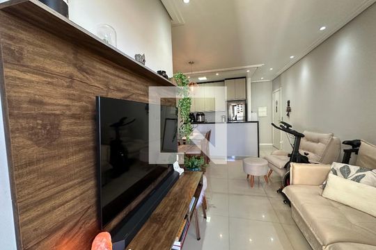 Sala de apartamento à venda com 3 quartos, 71m² em Nucleo Residencial Celia Mota, Barueri