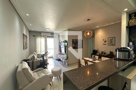Sala de apartamento à venda com 3 quartos, 71m² em Nucleo Residencial Celia Mota, Barueri