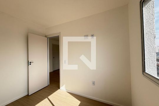 Quarto de kitnet/studio para alugar com 2 quartos, 28m² em Mooca, São Paulo