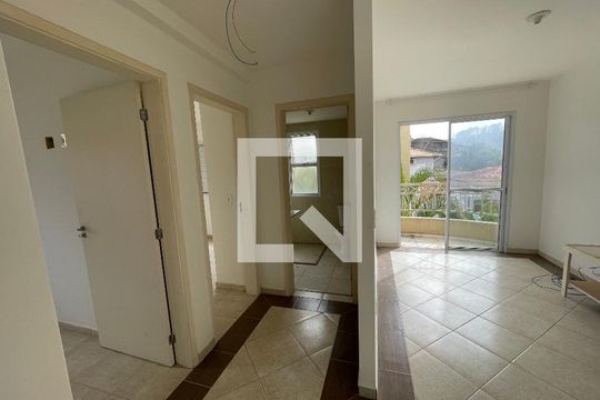 Sala de apartamento para alugar com 2 quartos, 49m² em Outeiro de Passárgada, Cotia