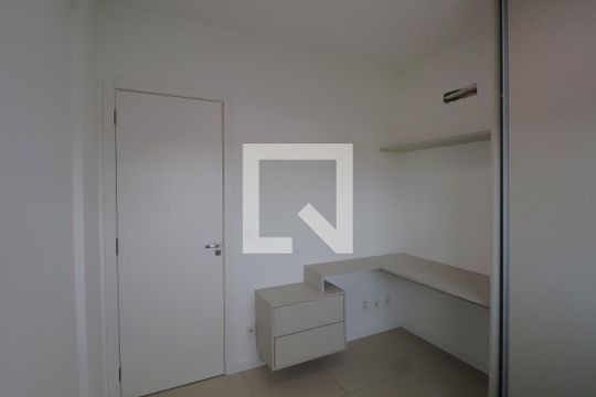 Quarto de apartamento à venda com 2 quartos, 62m² em Niterói, Canoas