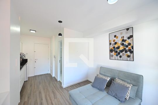 Sala/Quarto de kitnet/studio à venda com 1 quarto, 27m² em Mirandópolis, São Paulo