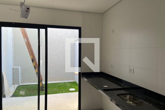 Sala - Cozinha de casa à venda com 3 quartos, 141m² em Bela Vista, Osasco