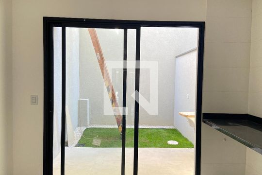 Sala - Cozinha de casa à venda com 3 quartos, 141m² em Bela Vista, Osasco