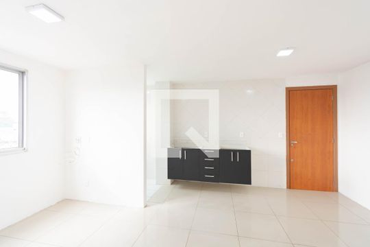 Apartamento para alugar com 2 quartos, 50m² em Marechal Rondon, Canoas