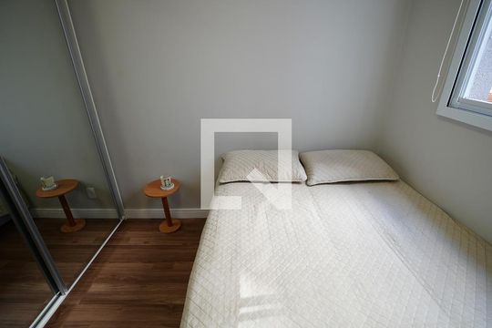 Quarto 2 de apartamento à venda com 2 quartos, 40m² em Jardim, Santo André