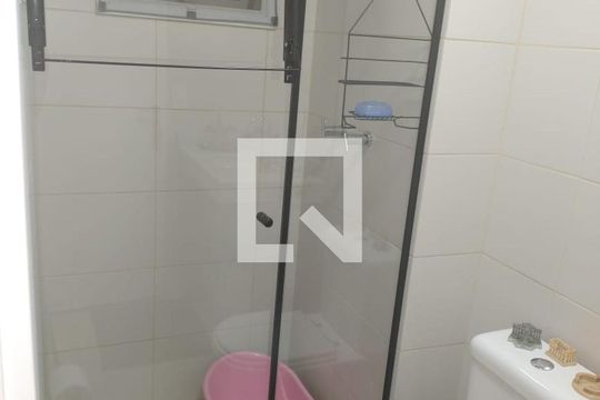 Banheiro de apartamento à venda com 2 quartos, 67m² em Vila Emir, São Paulo