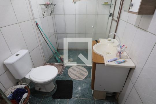 Banheiro de casa para alugar com 8 quartos, 355m² em São José, Canoas