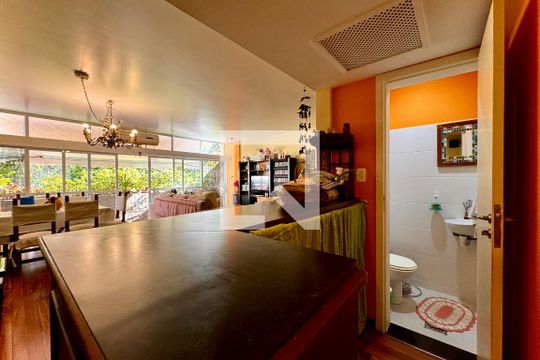 Apartamento à venda com 3 quartos, 136m² em Laranjeiras, Rio de Janeiro