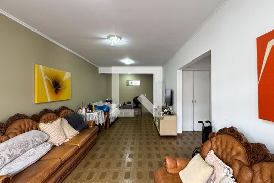 Casa à venda com 4 quartos, 300m² em Parque dos Passaros, São Bernardo do Campo