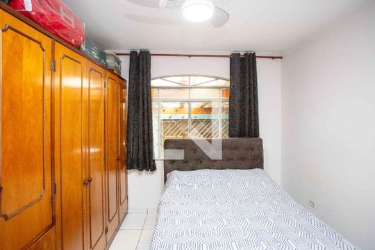 Quarto Casa 1 de casa à venda com 3 quartos, 100m² em Jardim Miriam, São Paulo