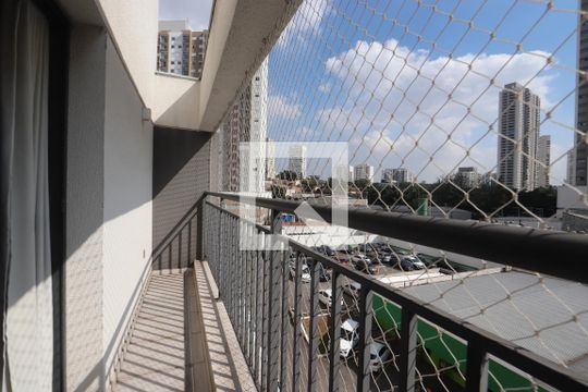 Varanda de kitnet/studio para alugar com 1 quarto, 55m² em Jardim Independência (são Paulo), São Paulo
