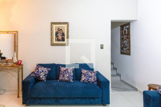 Sala de casa para alugar com 3 quartos, 260m² em Jardim Aida, Guarulhos
