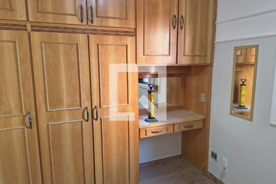 Quarto de apartamento à venda com 3 quartos, 96m² em Vila das Hortencias, Jundiaí