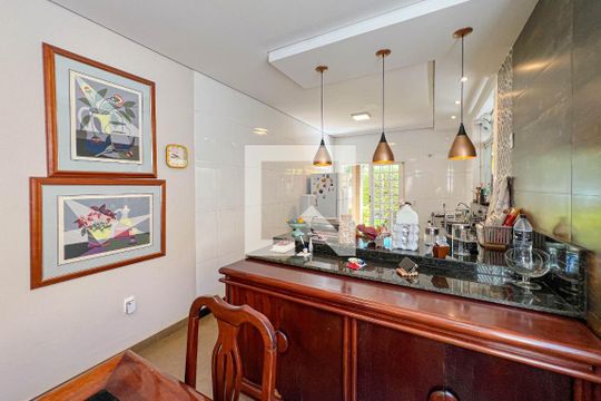 Casa à venda com 4 quartos, 430m² em Várzea, Lagoa Santa
