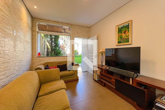 Casa à venda com 4 quartos, 430m² em Várzea, Lagoa Santa