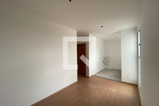 Sala de apartamento para alugar com 2 quartos, 42m² em Caixa d’Água, Taubaté