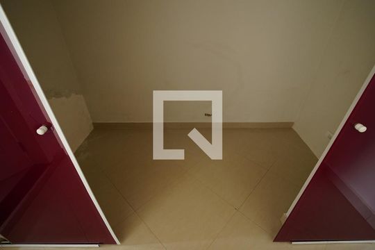 Quarto Suíte de apartamento à venda com 1 quarto, 70m² em Parque Jaçatuba, Santo André
