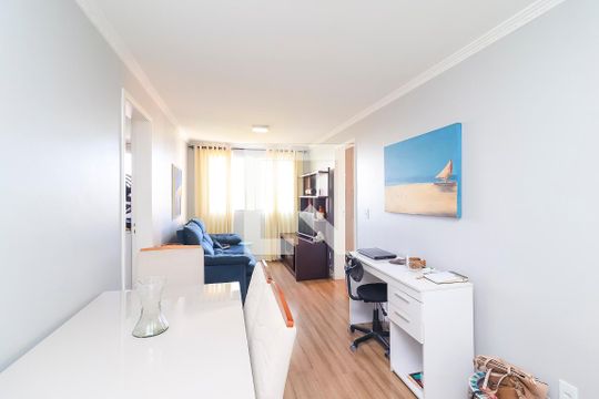 Apartamento à venda com 3 quartos, 57m² em Itaquera, São Paulo