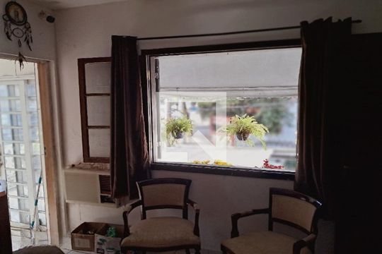 Sala de casa à venda com 3 quartos, 192m² em Jardim Taboao, São Paulo