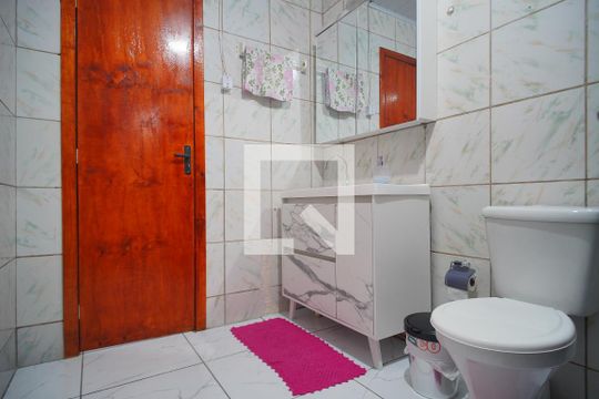 Banheiro de apartamento para alugar com 1 quarto, 80m² em Santos Dumont, São Leopoldo