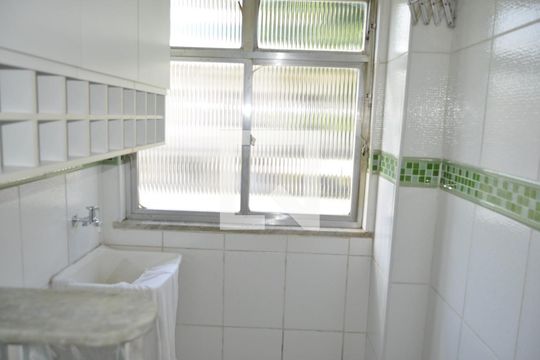 Apartamento à venda com 2 quartos, 50m² em Inhaúma, Rio de Janeiro