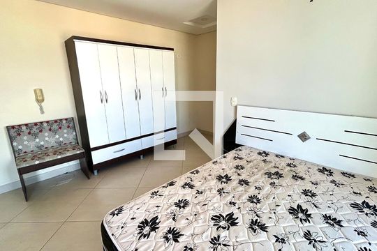 Kitnet/Studio para alugar com 1 quarto, 38m² em Vila Augusta, Guarulhos
