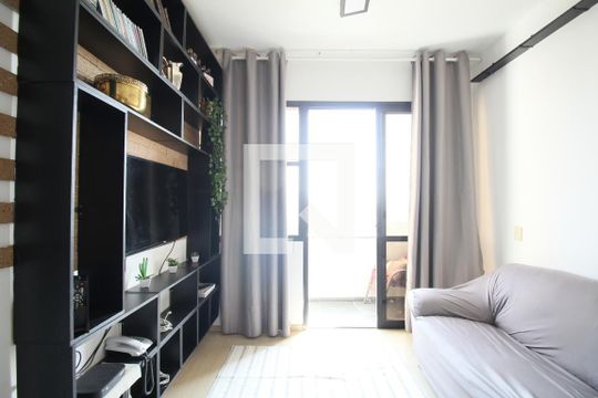 Sala/Cozinha de kitnet/studio à venda com 1 quarto, 38m² em Paraíso do Morumbi, São Paulo