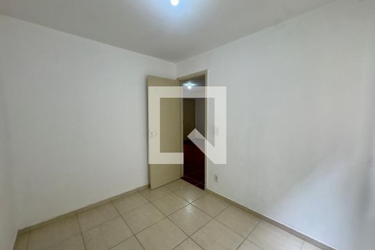 Quarto 1 de apartamento para alugar com 2 quartos, 44m² em Água Chata, Guarulhos