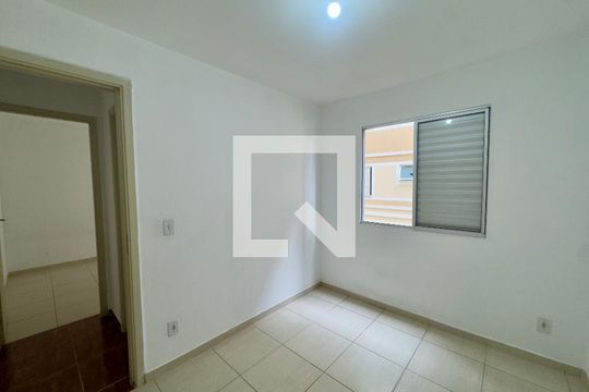Quarto 1 de apartamento para alugar com 2 quartos, 44m² em Água Chata, Guarulhos
