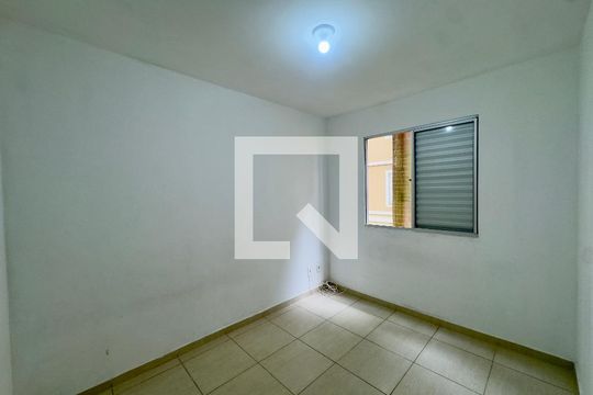 Quarto 2 de apartamento para alugar com 2 quartos, 44m² em Água Chata, Guarulhos