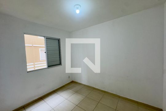 Quarto 1 de apartamento para alugar com 2 quartos, 44m² em Água Chata, Guarulhos