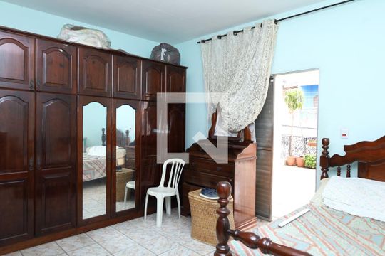 Quarto 1 de casa à venda com 3 quartos, 200m² em Vila Progresso (zona Leste), São Paulo