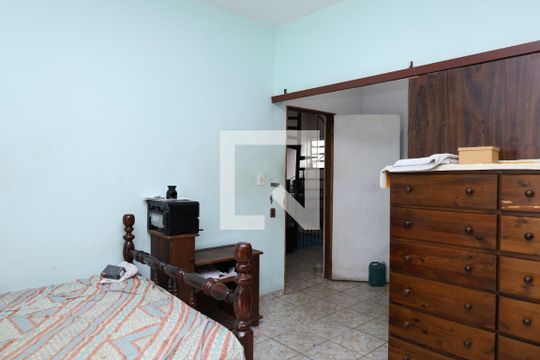 Quarto 1 de casa à venda com 3 quartos, 200m² em Vila Progresso (zona Leste), São Paulo