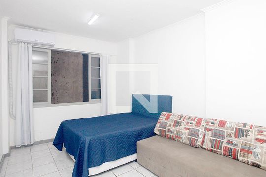 Quarto de apartamento para alugar com 1 quarto, 56m² em Centro Histórico, Porto Alegre