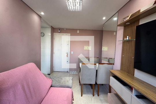 Sala de apartamento à venda com 2 quartos, 47m² em Jardim do Lago, Osasco