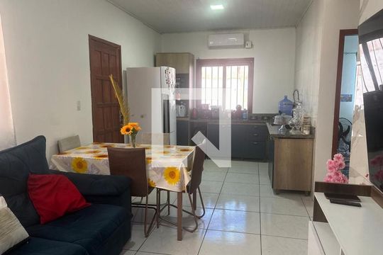 Casa à venda com 2 quartos, 100m² em São Miguel, São Leopoldo